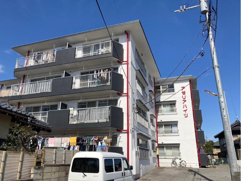 アゼリアハイツ 404号室 外観