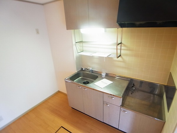 グリーンヒルズ中峠台 E キッチン