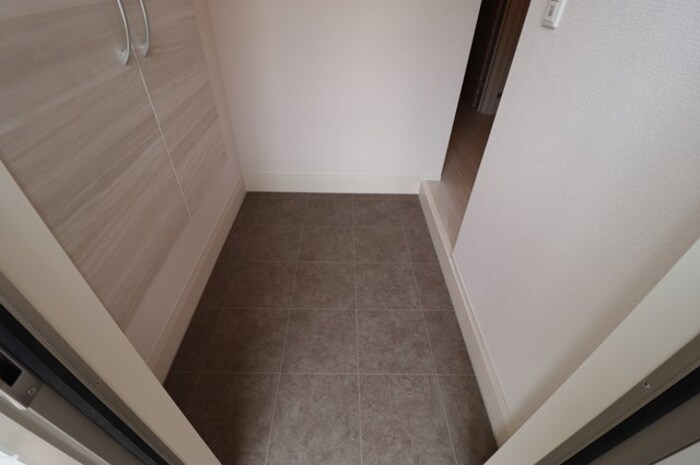 ソレイルKZ  玄関