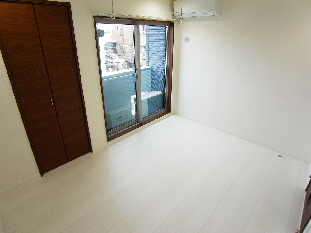 グランクオール西綾瀬 リビング