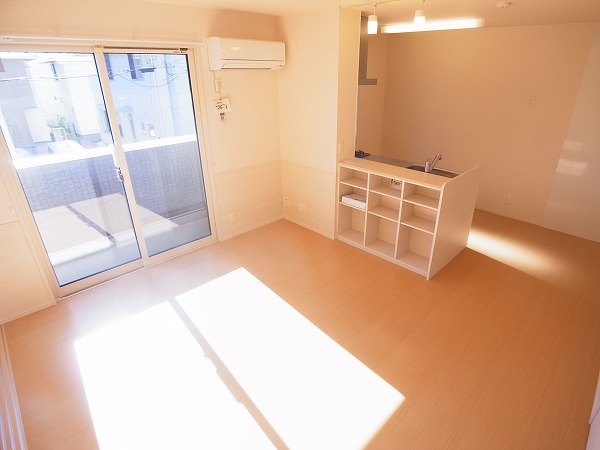 エスポワールＢ棟 (小青田) リビング