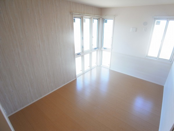 エスポワールＢ棟 (小青田) ベッドルーム