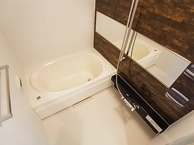 shu shu quattro 風呂画像