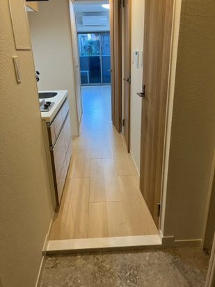 MAXIV　CROS　梅島 玄関