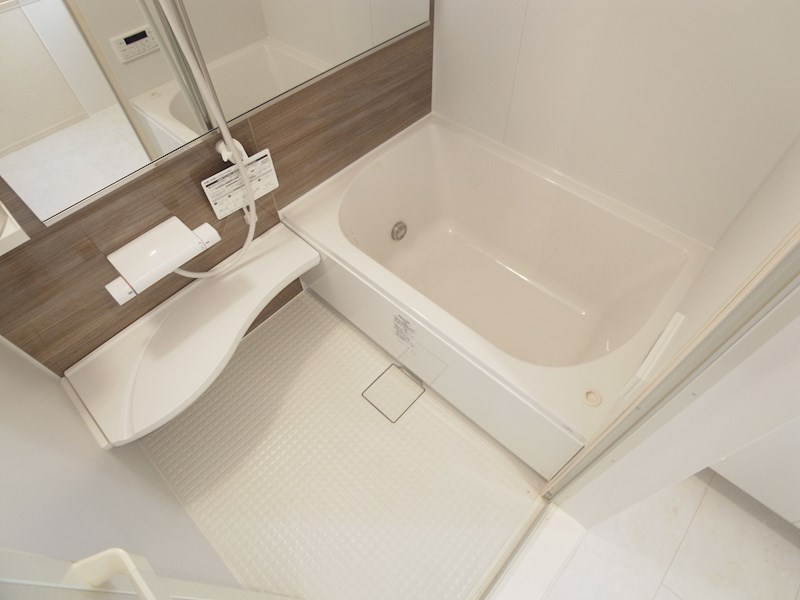 フォレヴィラージュC 風呂画像