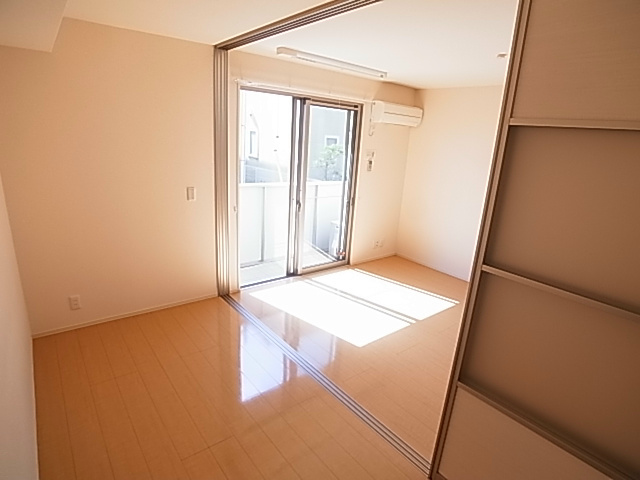 ティアラ新鎌 ベッドルーム