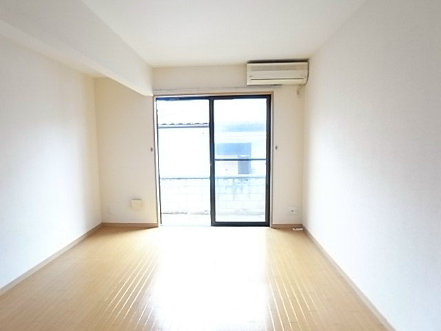 ＭＫハイツ ベッドルーム