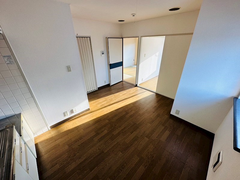 ジュネス東和第二 リビング