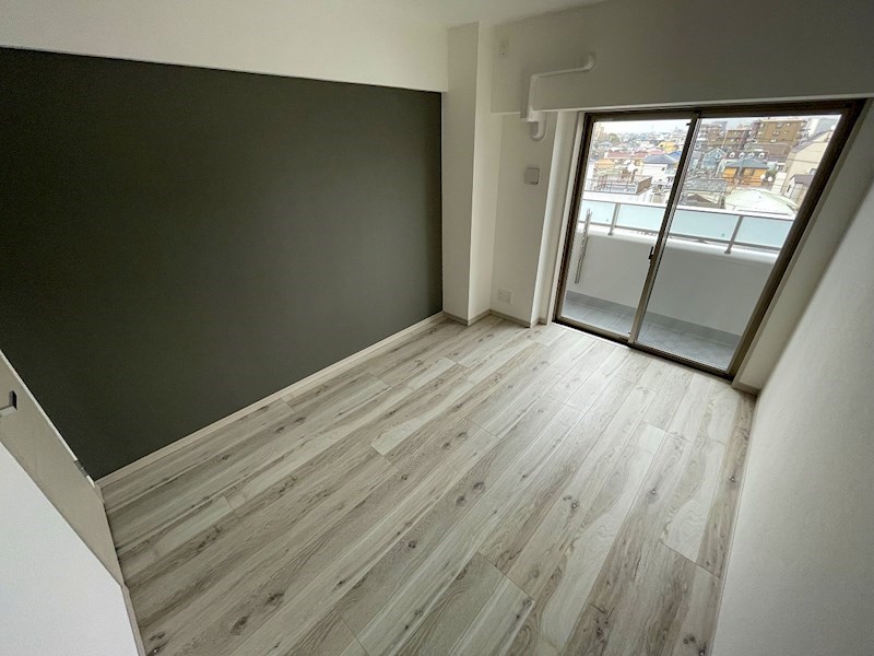 COCO-CHILL KAMEARI ベッドルーム