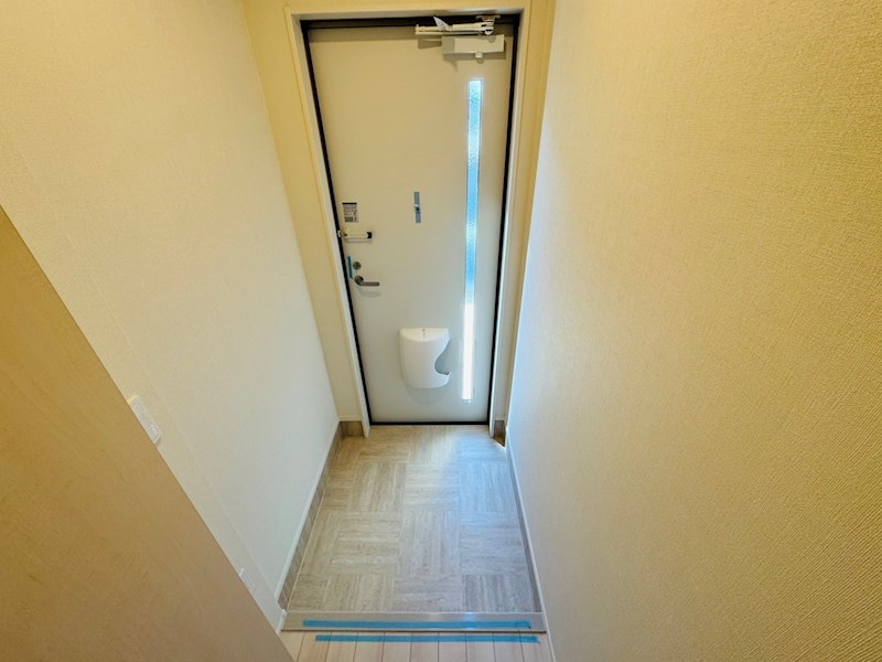 ルナ　クレセンテⅢ 玄関