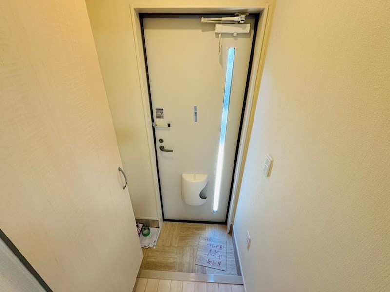 ルナ　クレセンテⅢ 玄関