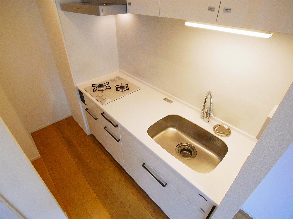 アリュイッテ青井 キッチン