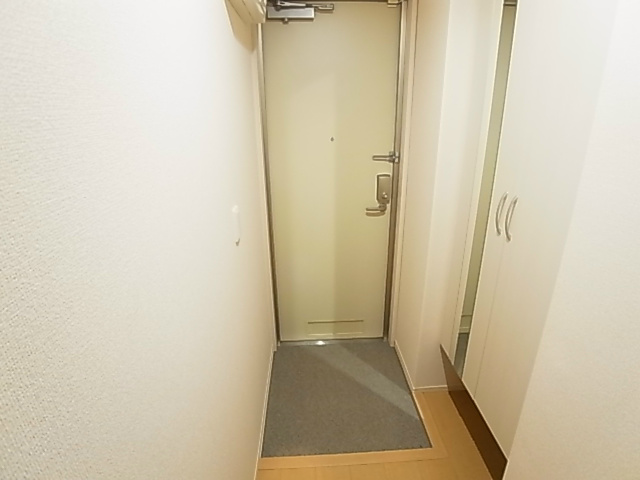 メルヴェーユ花水木１ 玄関