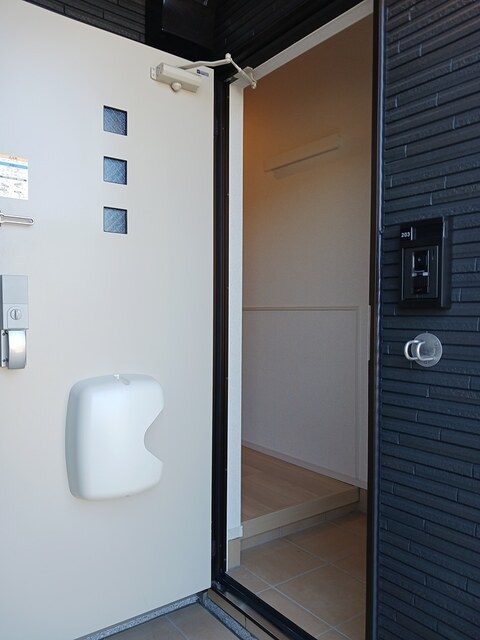 ローレル（Ｌａｕｒｅｌ） 玄関