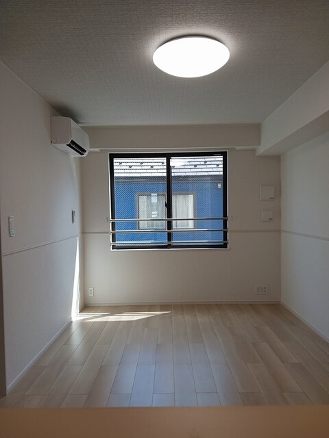 ローレル（Ｌａｕｒｅｌ） リビング