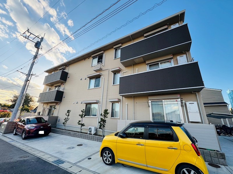 リコリス 303号室 外観