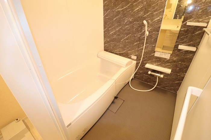 メディオ　寺田 風呂画像