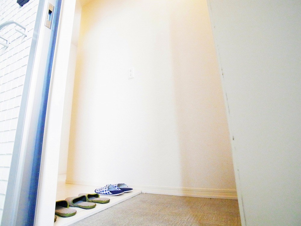 Bｌｏｏｍ 玄関