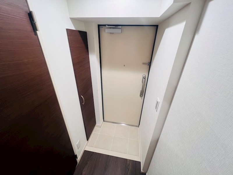 プレール・ドゥーク西新井Ⅱ 玄関