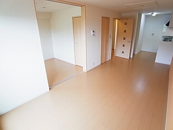 クラベール参番館 リビング