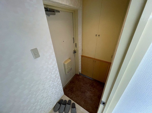 フラワー館 玄関