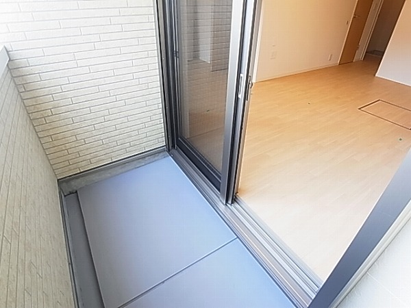 ＢＡＬＬＥ　ＶＩＬＬＡＧＥ ベランダ