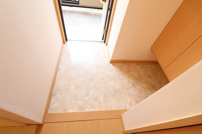 D-room 八反野 玄関