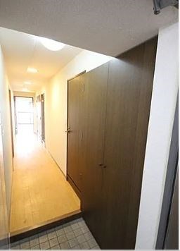 シラカワパレス 玄関