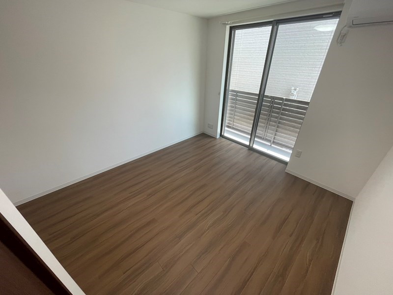 レジデンス向小金 リビング