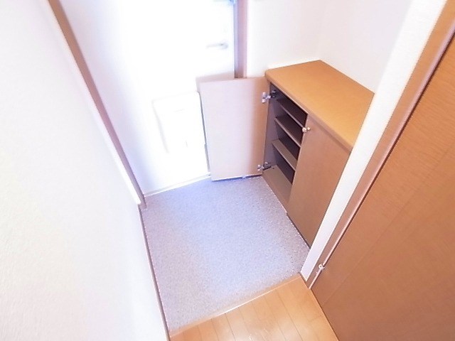 メインシティガーデン　ブライト 玄関