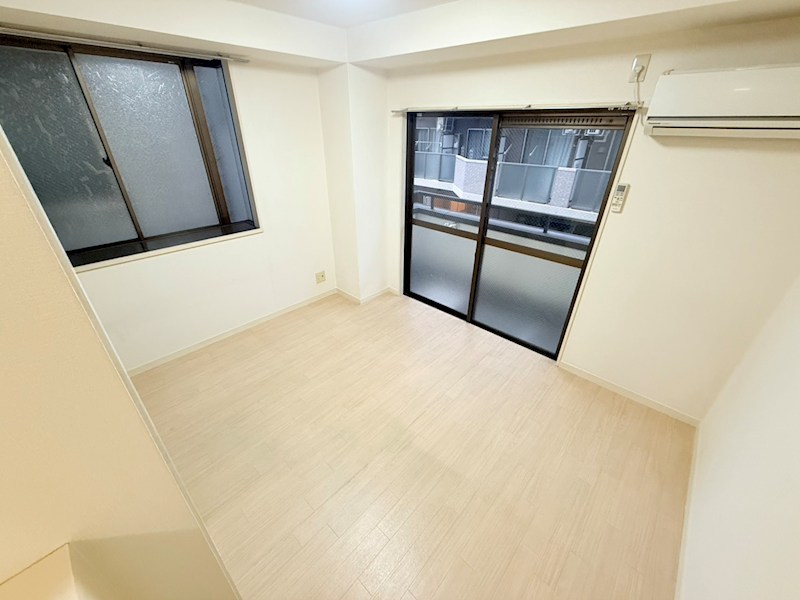 ホワイトシティ リビング