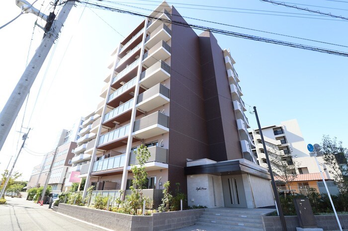 LIGHT  HOUSE 105号室 外観