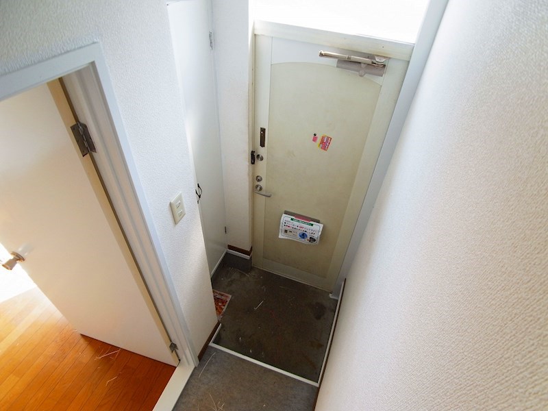 テラス・アゼリアC棟   玄関