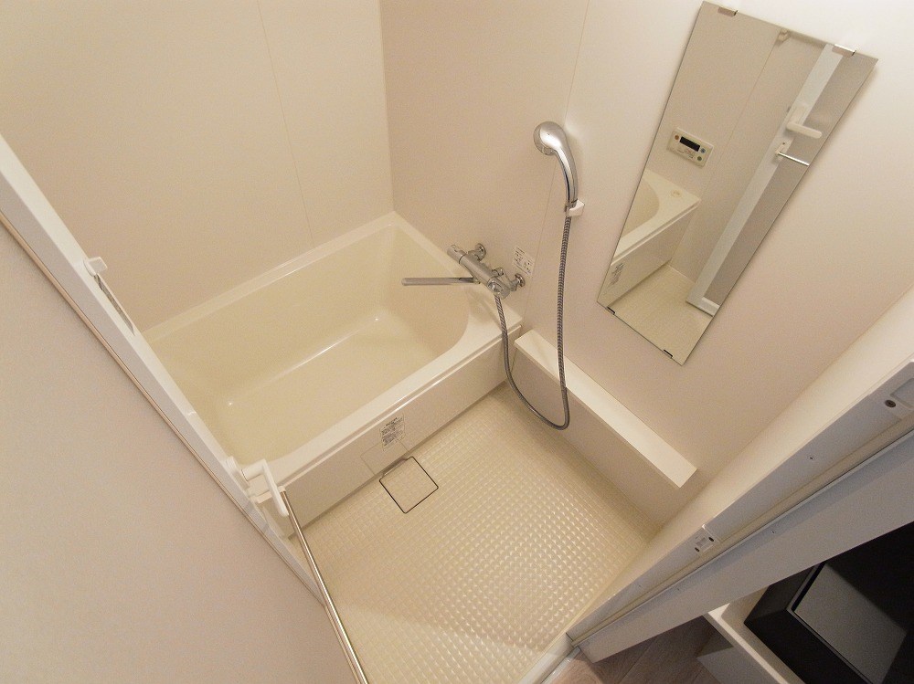 ART APARTMENT IN TOKYO NORTH 風呂画像