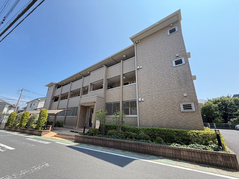イースト・コート 206号室 外観