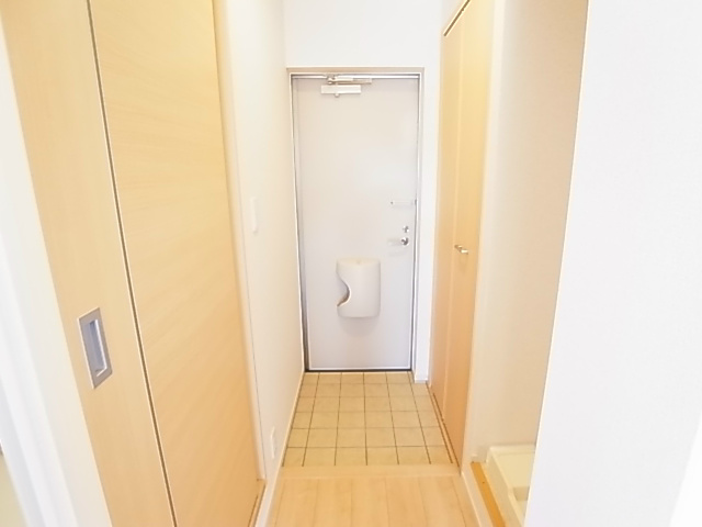 クレヴィア 玄関