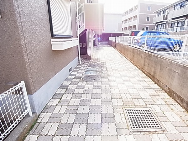 ロイヤルタウン泉A その他外観2