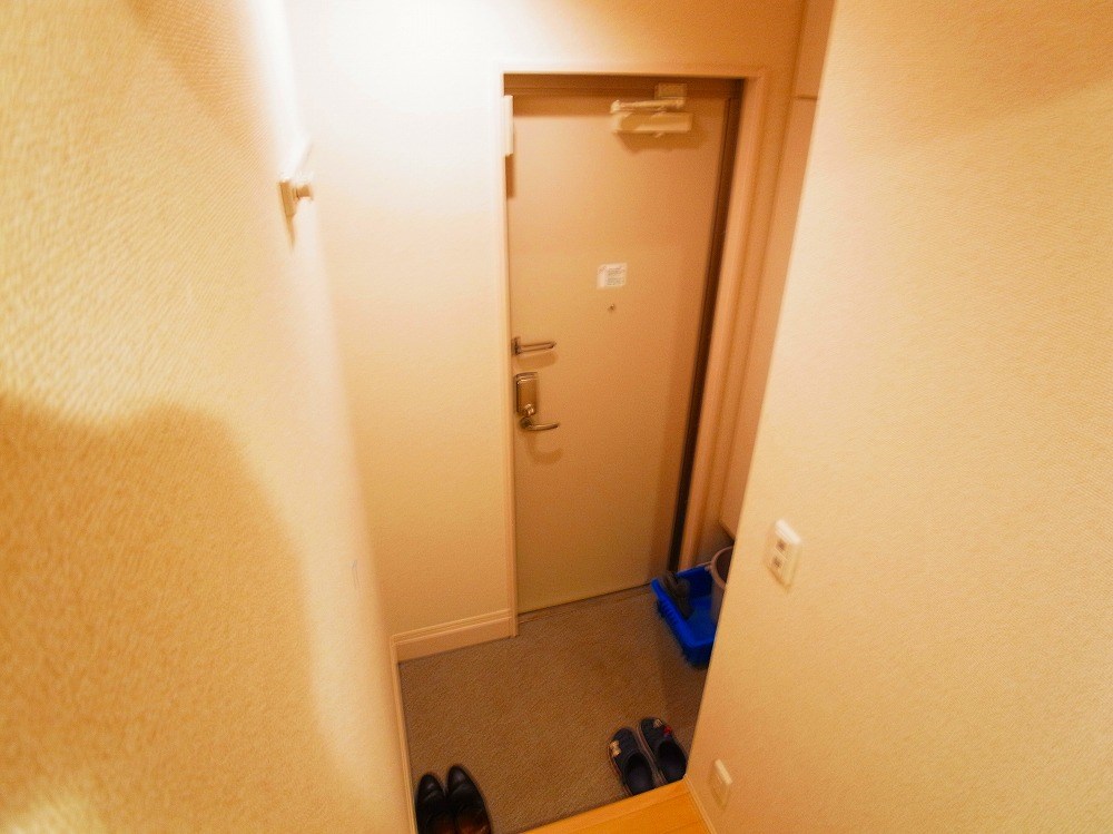 サンフレールＢ 玄関