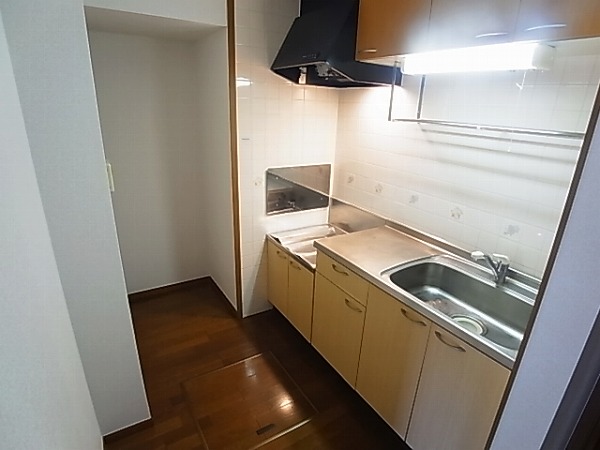 ブロードフォーリスト キッチン