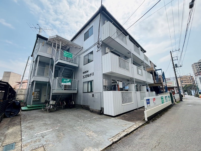 第１１メゾンエステルナ 303号室 外観