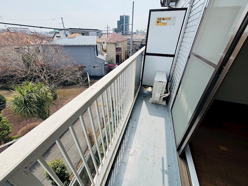 第１１メゾンエステルナ ベランダ