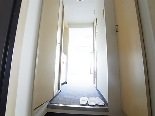 日神パレス竹ノ塚 玄関