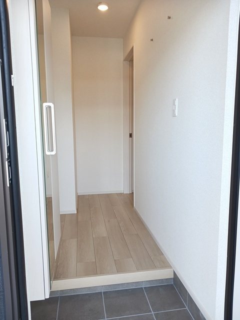 ラディッシュ７ 玄関