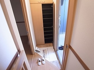 グリーンウェーブⅡ  玄関