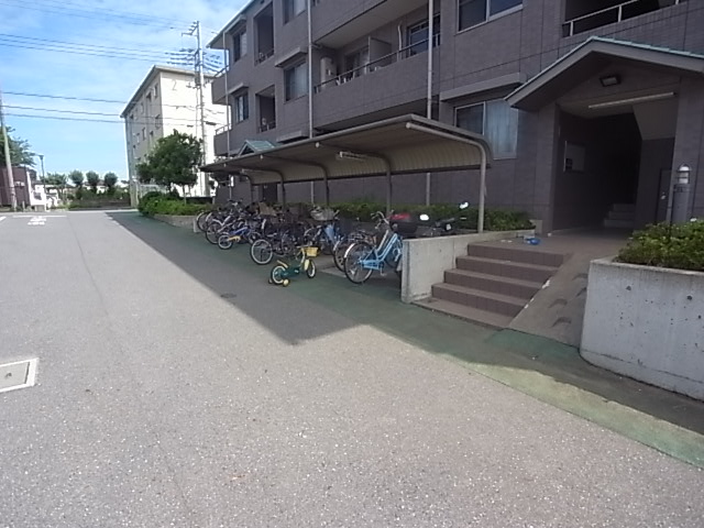 パパベル旭町 その他外観1