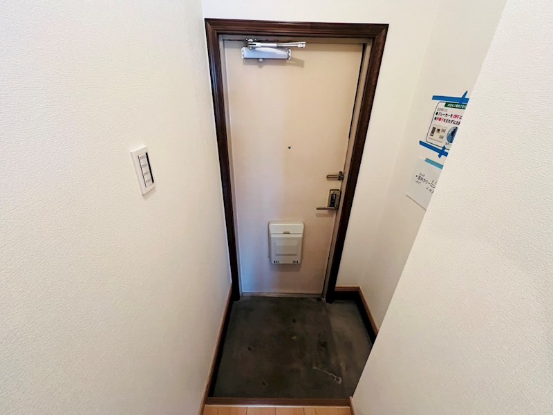 日暮ハイツ 玄関