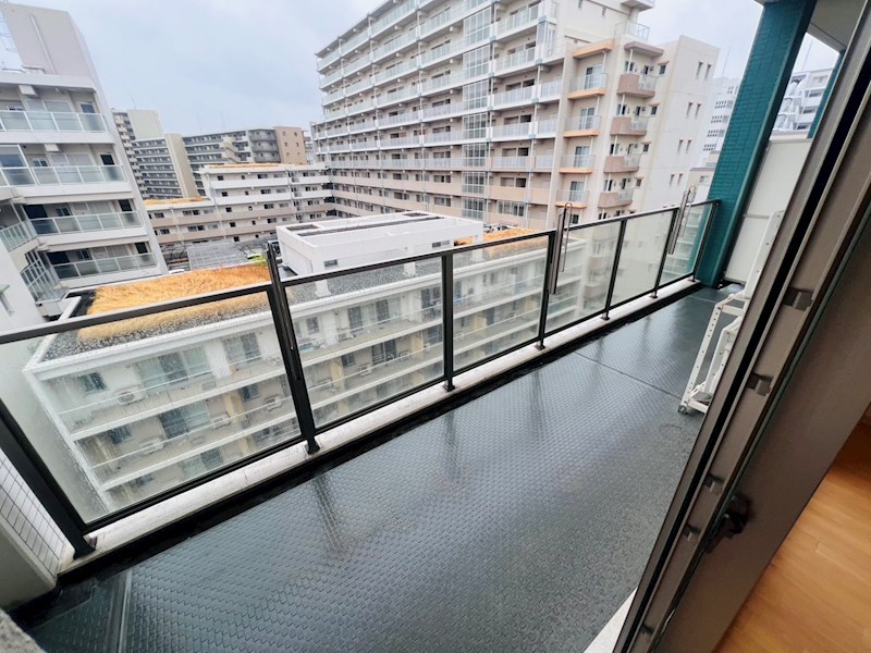 ロイヤルパークス新田 ベランダ