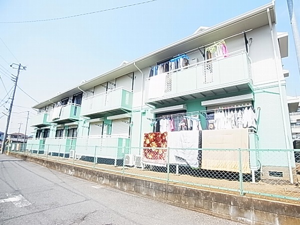 パールハイツ海老原28 203号室 外観