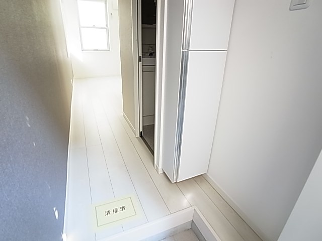 ビジュー千住大橋レジデンス 玄関