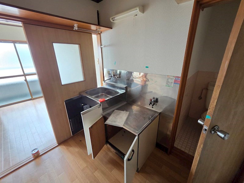 ランドフォレスト北千住 キッチン